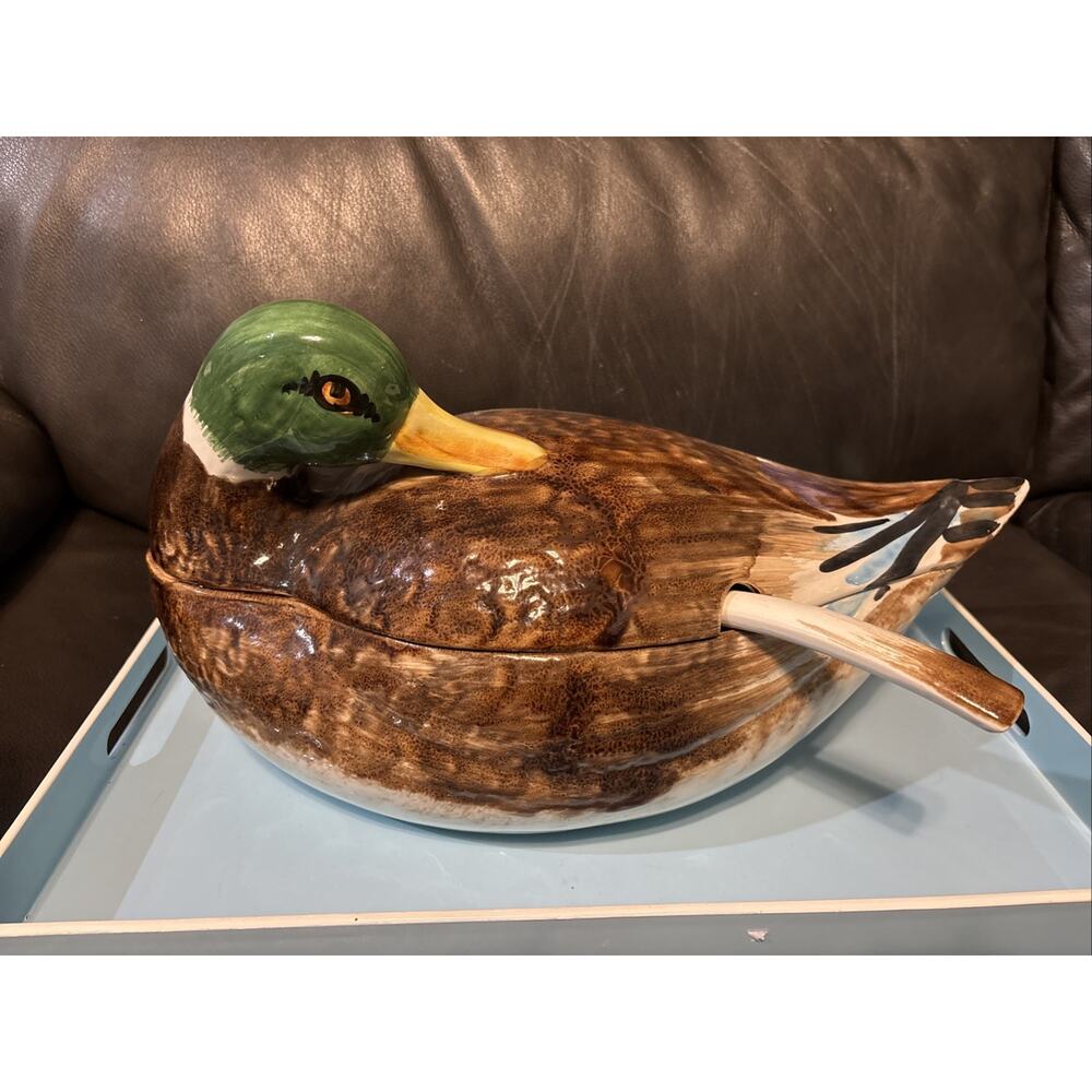 VINTAGE HANDPRINTED IN ITALY LARGE DRAKE MALLARD DUCK SOUP TUREEN OR PUNCH BOWL